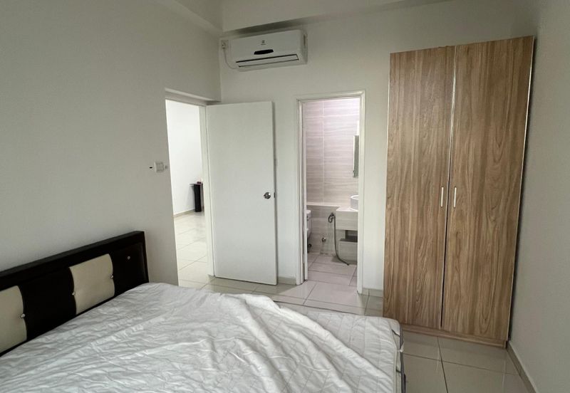 D'Summit Residences @ Kempas Utama