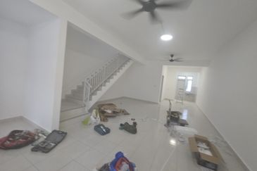 Erica @ Meridin East