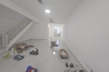 Erica @ Meridin East