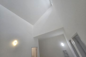 Erica @ Meridin East