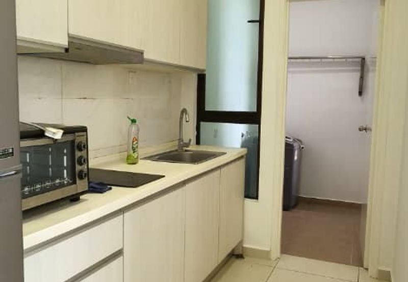 D'Summit Residences @ Kempas Utama