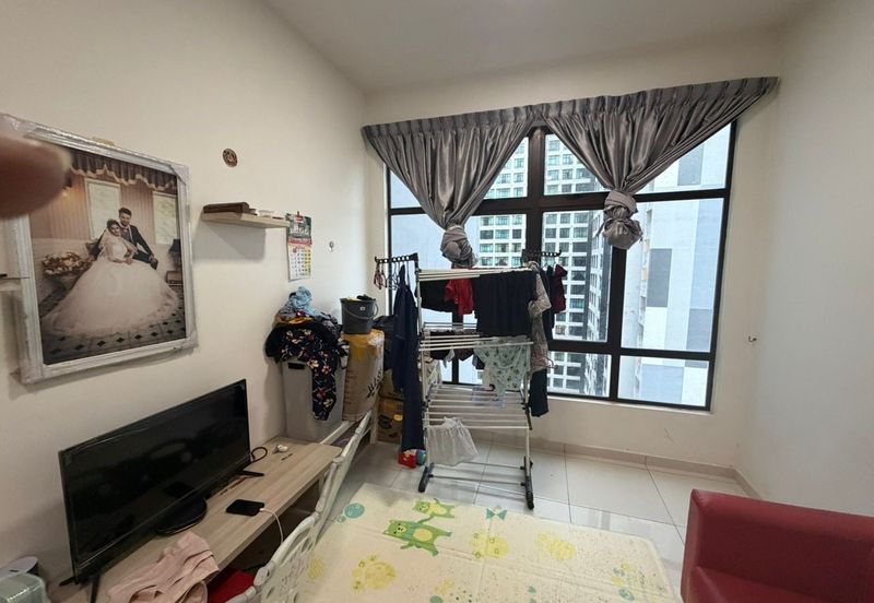 D'Summit Residences @ Kempas Utama