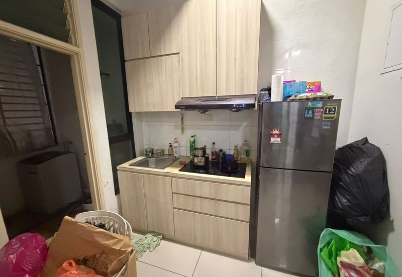 D'Summit Residences @ Kempas Utama