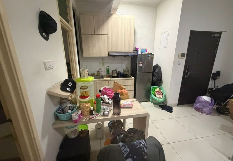 D'Summit Residences @ Kempas Utama