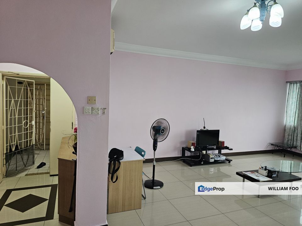 Country Tower @ Seri Alam 3 Bed Fully Furnished Best Valued Big Space Sale, Johor, Masai