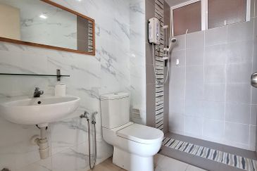 The Zest @ Kinrara 9