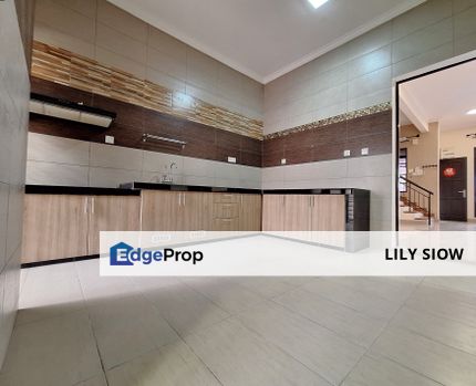 Bandar Kinrara, Puchong - 22 x 75 | 2-Storey | Freehold | Guarded | Renovated, Selangor, Puchong
