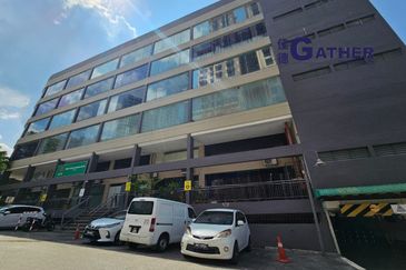 Gelugor Sunny Point Shop-Office near Queensbay, Bayan Lepas To Let