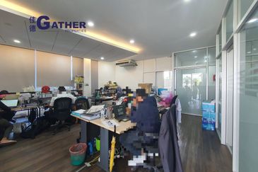 Nova Place L1 Office Unit @ Jelutong For Sale
