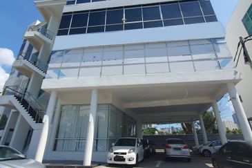 Nova Place L3 Office Unit @ Jelutong For Sale