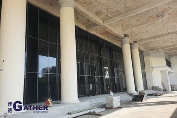 New Hotel with Seaview @ Jalan Transfer, Heart of Georgetown For Sale