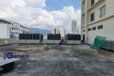 New Hotel with Seaview @ Jalan Transfer, Heart of Georgetown For Sale