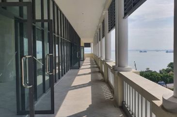 New Hotel with Seaview @ Jalan Transfer, Heart of Georgetown For Sale