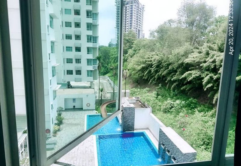 D'Zone Condominium @ Teluk Kumbar