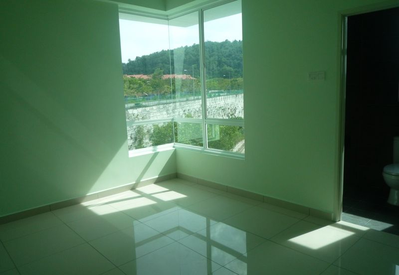 D'Zone Condominium @ Teluk Kumbar