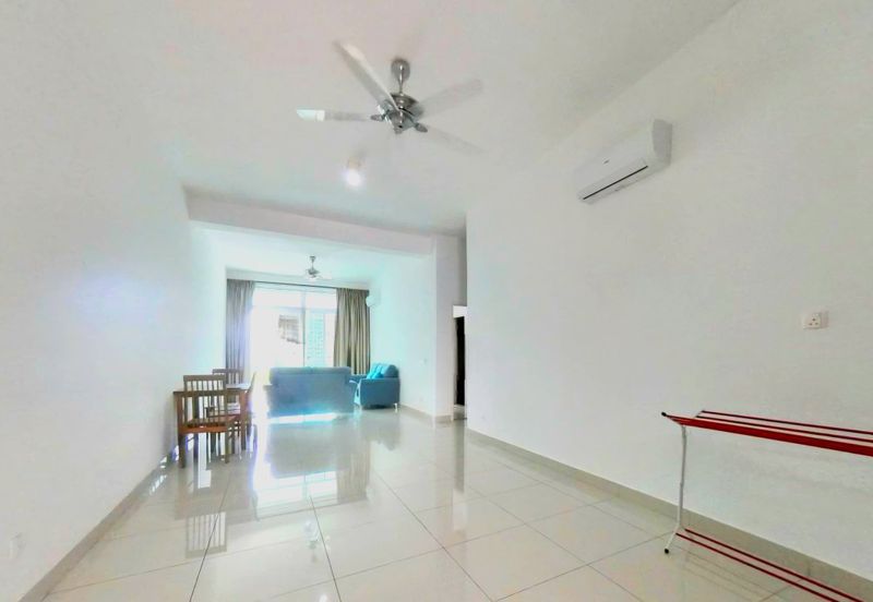 Setia Tri-Angle