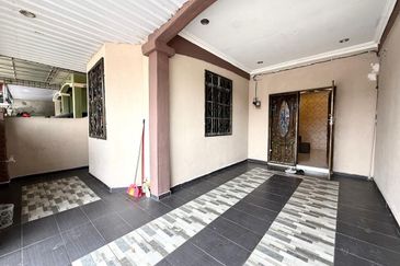 TAMAN SERI MAHKOTA KULIM FULLY RENOVATE