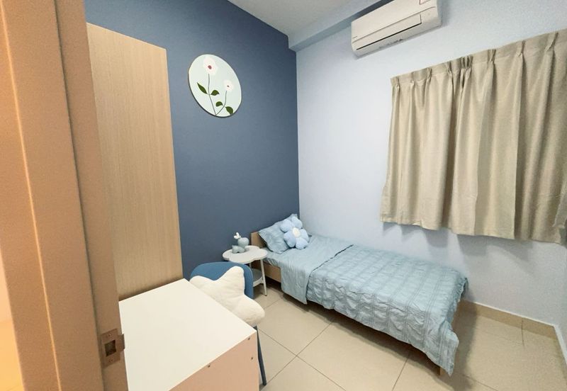 Fully furnished small bedroom for rent at Verando Residence, PJS 5, near Bandar Sunway, Petaling Jaya