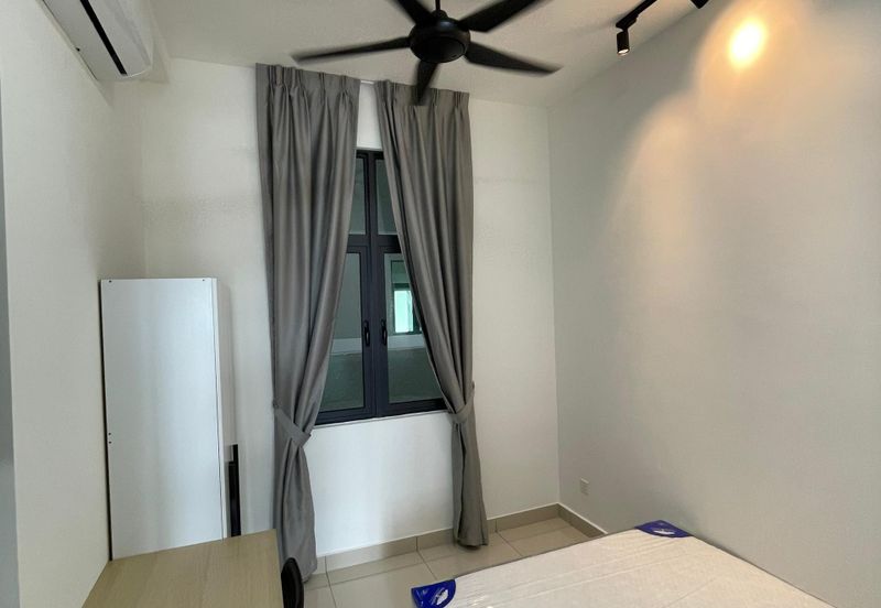 Fully furnished small bedroom for rent at Verando Residence, PJS 5, near Bandar Sunway, Petaling Jaya