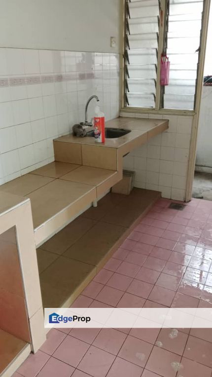 💥Partly furnished unit, with lifts apartment for rent at Akasia, Pusat Bandar Puchong, Selangor, Puchong