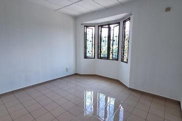 Taman Saujana Puchong