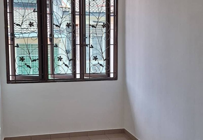 Taman Saujana Puchong