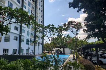 Hijauan Puteri Condominiums