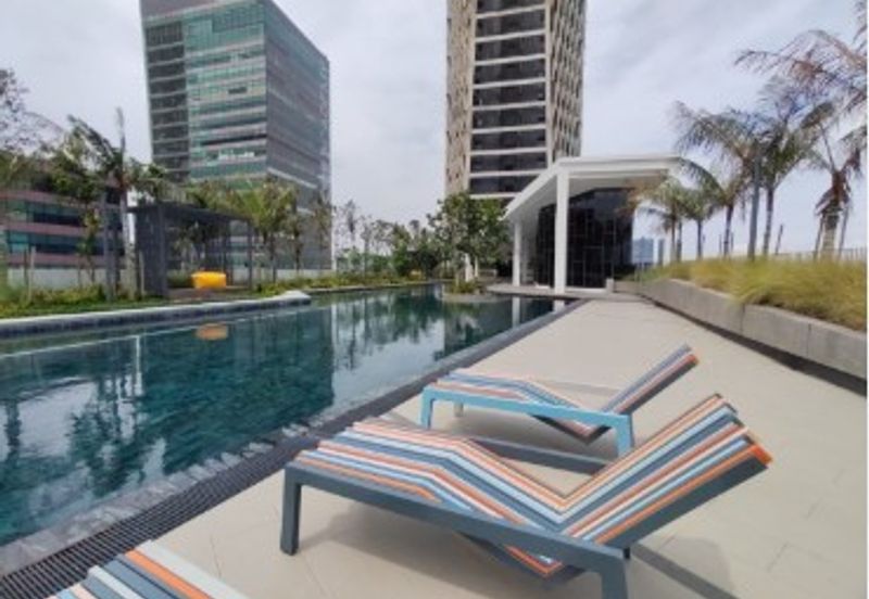 Yolo Signature Suites