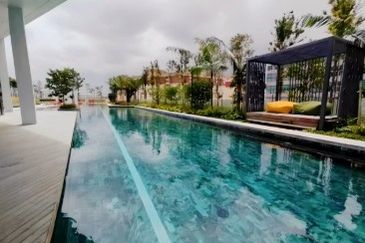 Yolo Signature Suites