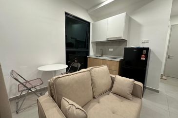 Yolo Signature Suites