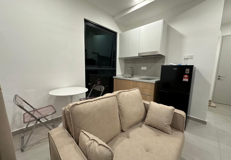 Yolo Signature Suites