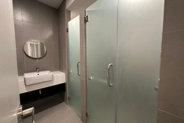 Yolo Signature Suites