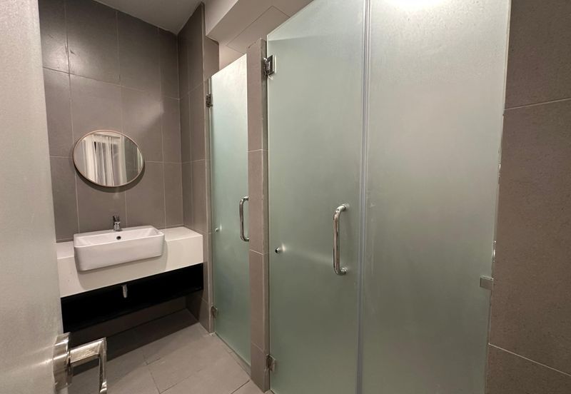 Yolo Signature Suites