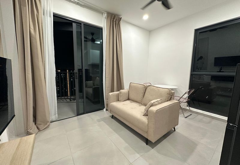 Yolo Signature Suites