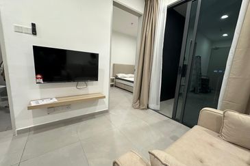 Yolo Signature Suites