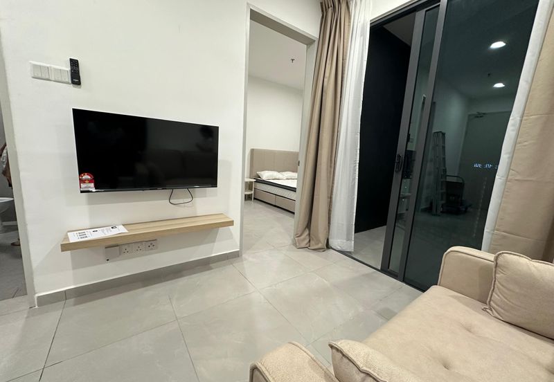 Yolo Signature Suites