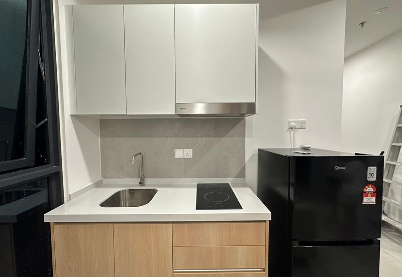 Yolo Signature Suites