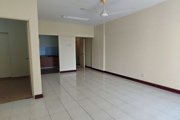 Sri Lata (Waterfall Tarrace)