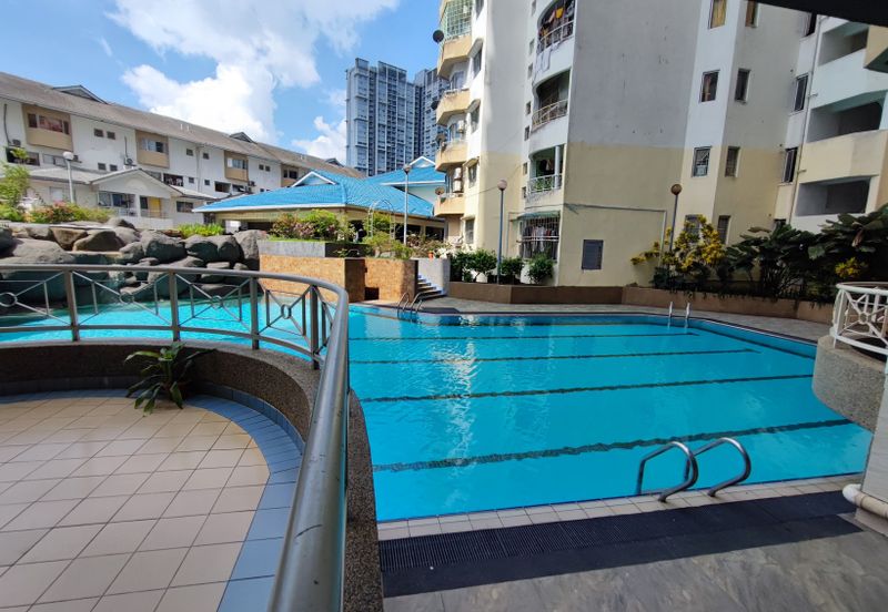 Sri Lata (Waterfall Tarrace)