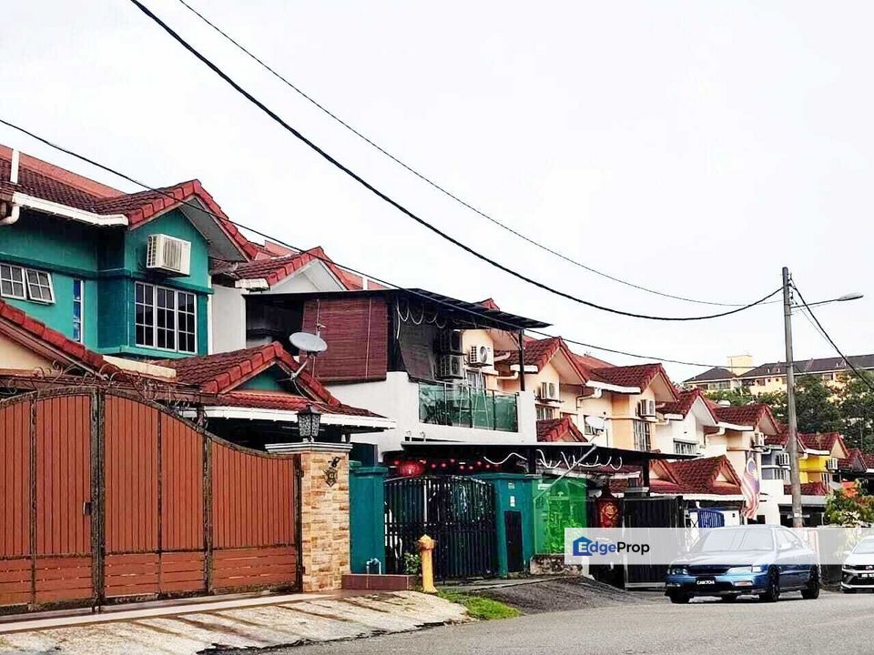 💥Extended 2 storey landed house for sales at Seri Kembangan, walking distance to LRT station, Selangor, Seri Kembangan