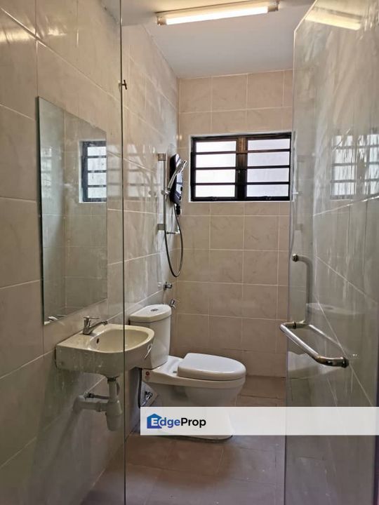 💥Extended 2 storey landed house for sales at Seri Kembangan, walking distance to LRT station, Selangor, Seri Kembangan