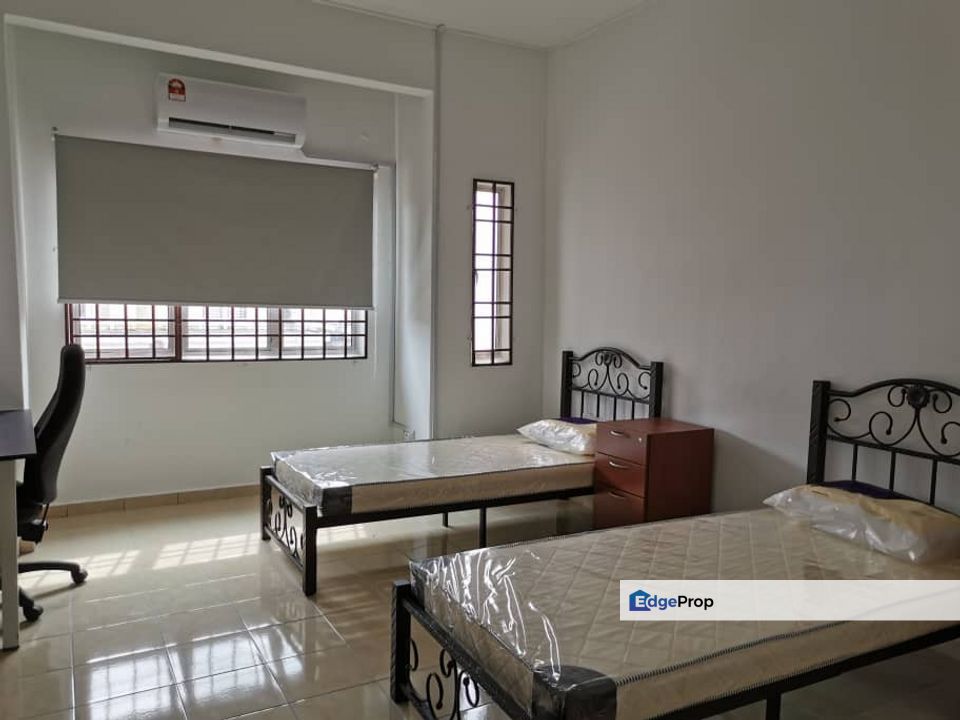 💥Extended 2 storey landed house for sales at Seri Kembangan, walking distance to LRT station, Selangor, Seri Kembangan