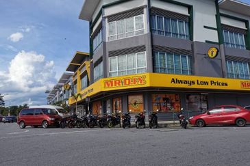 Double Storey SHOPLOT @ Bandar Prima Senawang for Sale