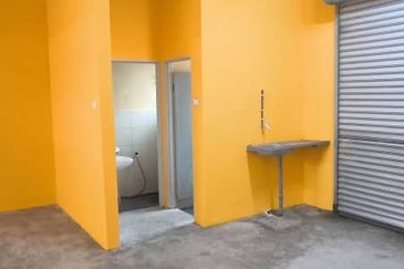 PUSAT PERNIAGAAN SENAWANG JAYA 3