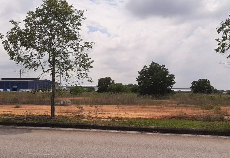 Industrial Land Near to Bandar Enstek, Bandar Sri Sendayan for Sale