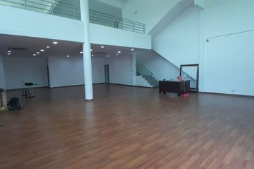 Pusat Komersial Lobak