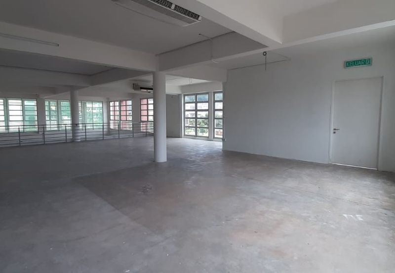 Pusat Komersial Lobak