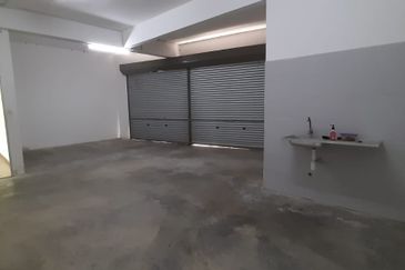 Pusat Komersial Lobak