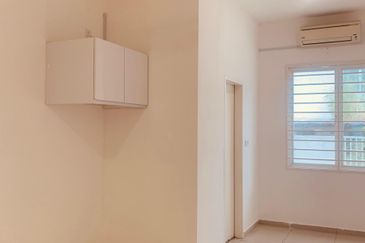 ‼️Urgent Sale‼️ 2-storey terrace house @ ADIRA, Ara Sendayan