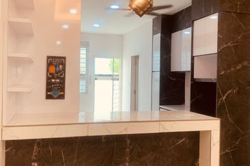 ‼️Urgent Sale‼️ 2-storey terrace house @ ADIRA, Ara Sendayan